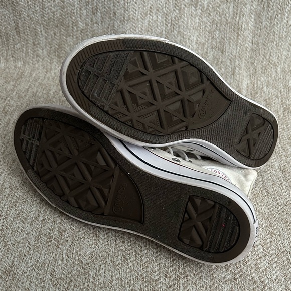 High Top Converse - Picture 11 of 11